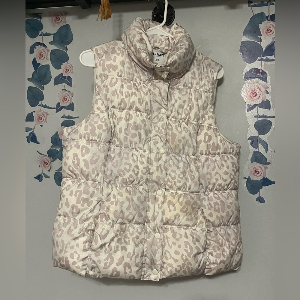 Old Navy Light Cream/Tan Leopard Pattern Puffer Ski Vest